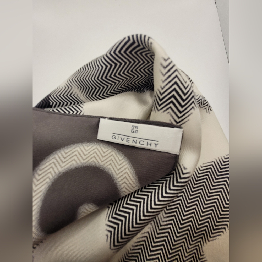 Givenchy Monogram Silk Square Scarf - Picture 3 of 4